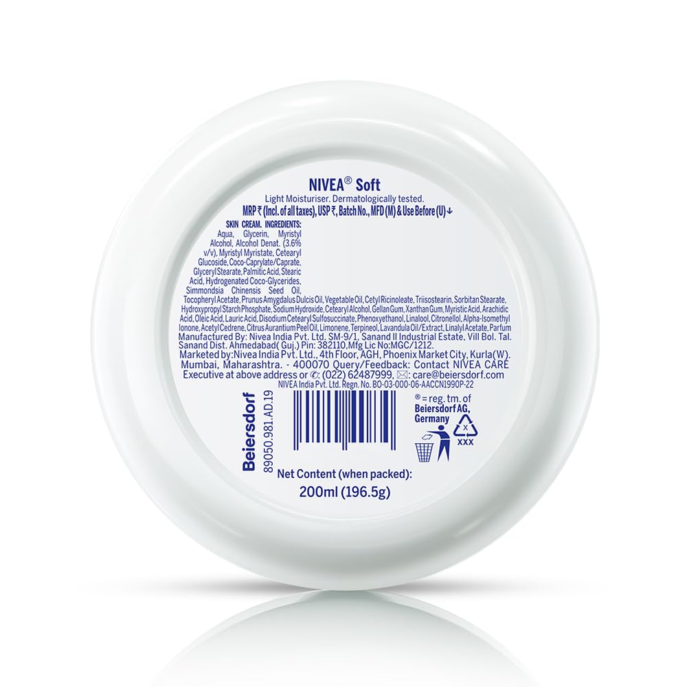 NIVEA Soft Light Moisturizer 200ML